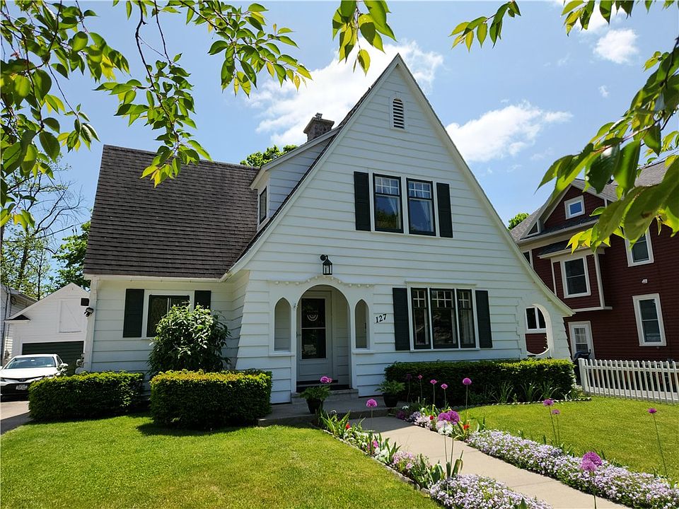 127 Park Ave, Canandaigua, NY 14424 Zillow
