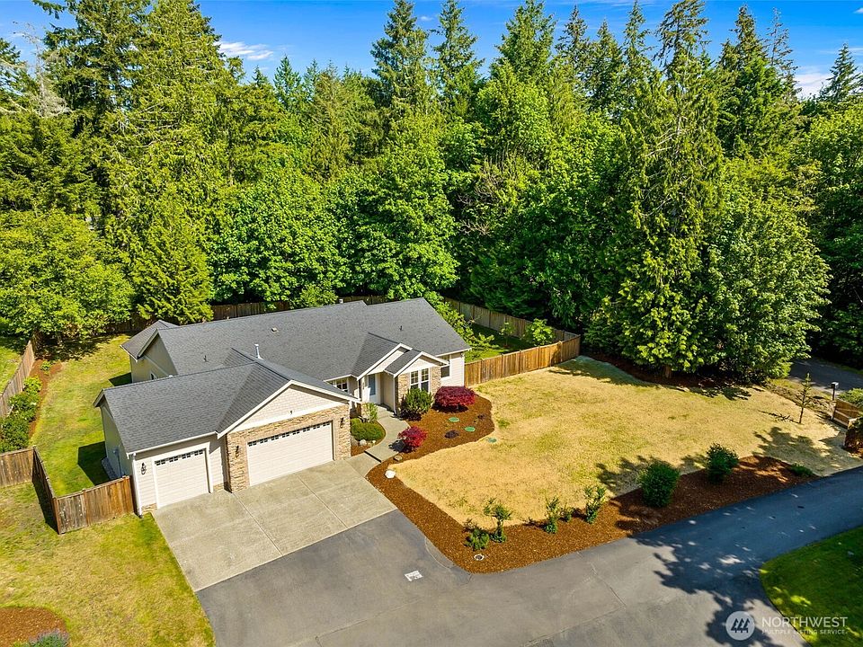 1st image of 4046 Rainwood Drive NW