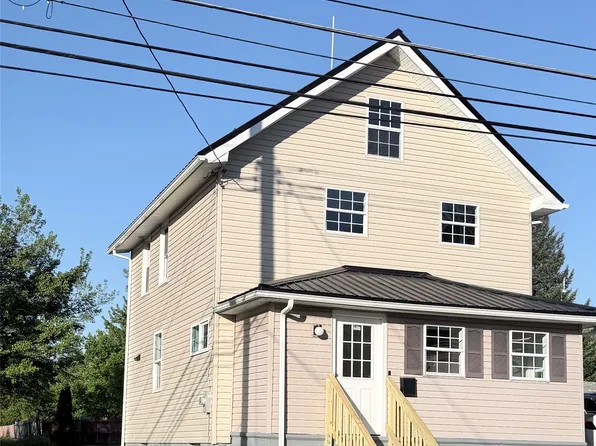 3313 Burton Ave, Erie, PA 16504