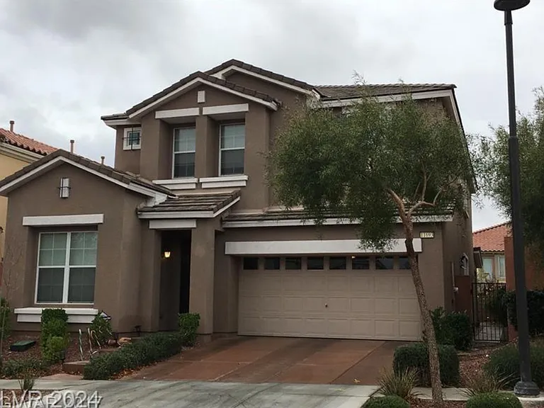 11693 Bradford Commons Dr — Photo 1