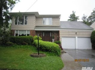 1010 South End, Woodmere, NY 11598