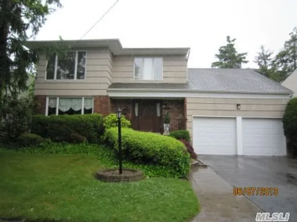 1010 South End, Woodmere, NY 11598