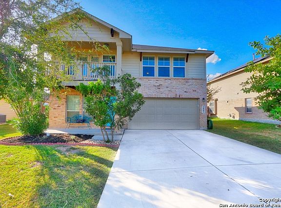 3rd image of 2881 Oakdell Trl