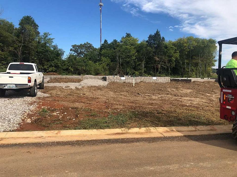 1st image of 633 Northridge Dr