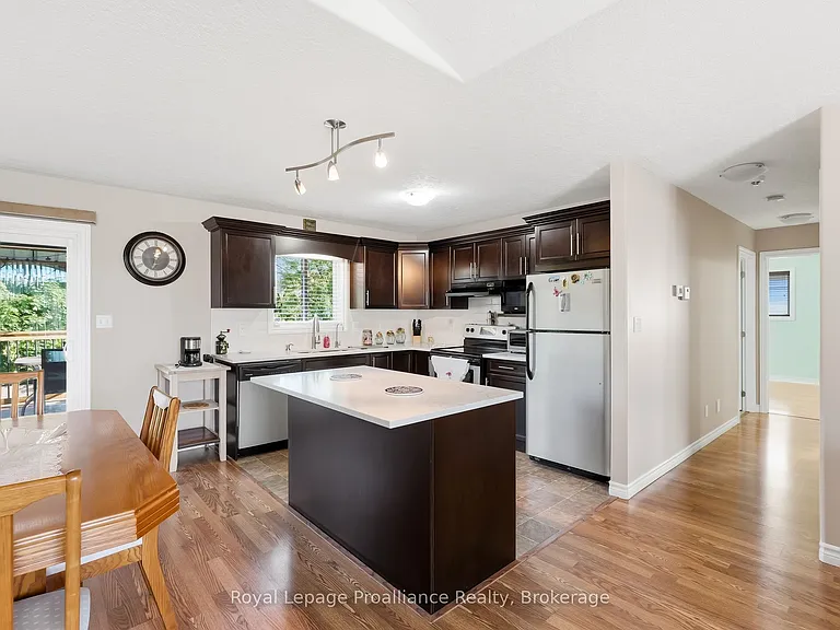 23 Fox Den Dr — Photo 9