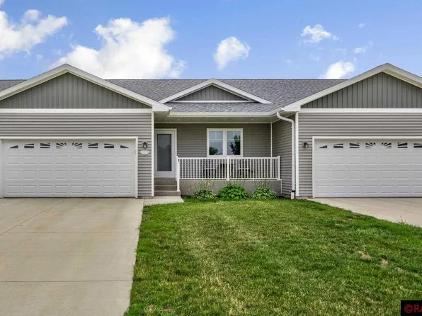 504 W Bert St #2, Lake Crystal, MN 56055