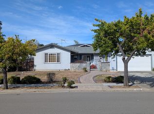10325 Plum Tree Ln, Cupertino, CA