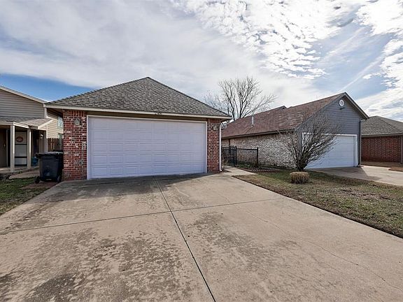 4th image of 2306 Cedar Brook Dr
