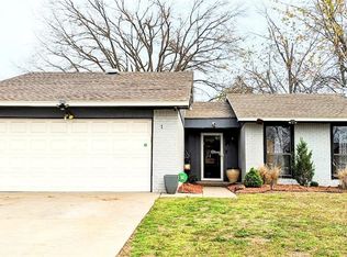 2125 Whiteoak Cir, Norman, OK 73071