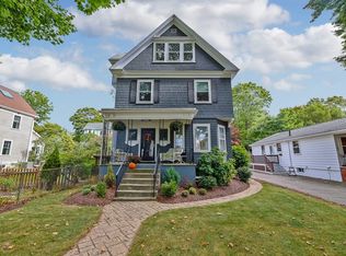 101 Maple St, West Roxbury, MA 02132