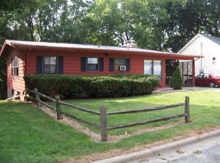 2114 State St, Peru, IL 61354