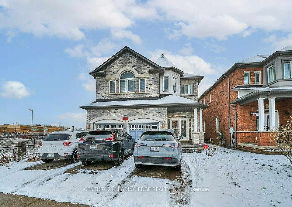 1st image of 628 Twain Ave