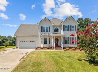 215 Bunker Ct, Jacksonville, NC 28540