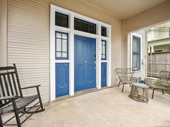 124 W MISTLETOE AVE, San Antonio, TX 78212