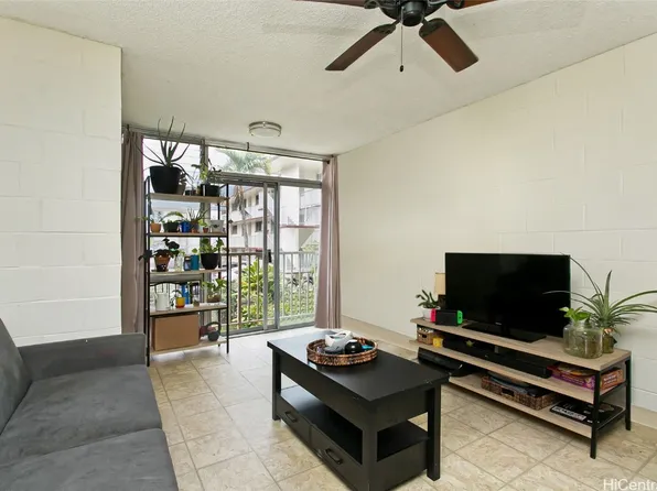 45-691 Kamehameha Hwy #211, Kaneohe, HI 96744