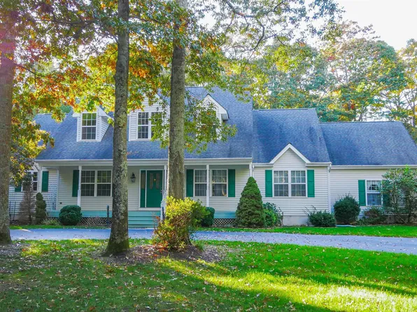 3 Eaglewood Dr, Galloway, NJ 08205