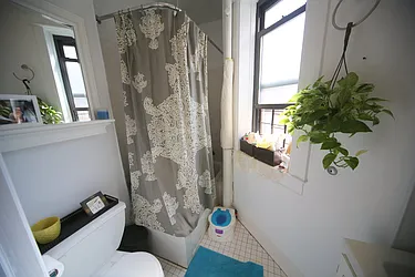 Rented by Metropolitan Realty