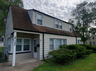 4137 W 99th Pl, Oak Lawn, IL 60453