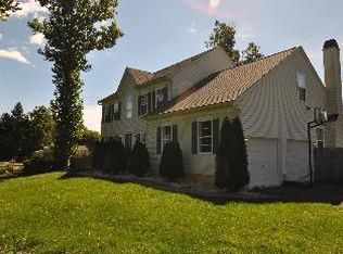 2956 Susquehanna Rd, Abington, PA 19001