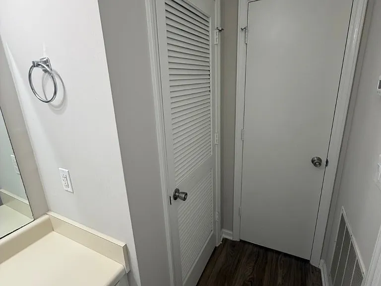 1246 Hamilton Dr — Photo 14