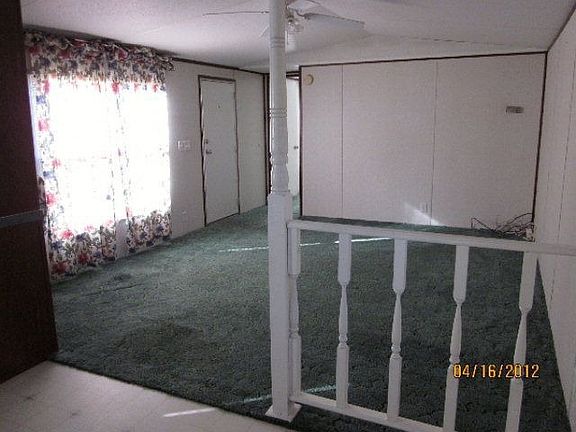 4th image of 1691 Sunset Dr