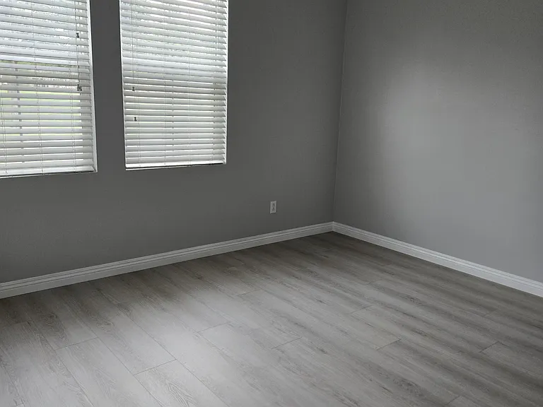 8678 Founders Grove St — Photo 9