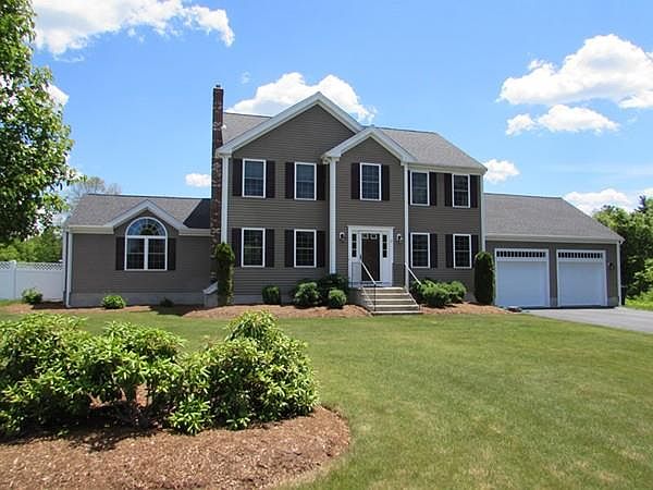 1st image of 3 Shannon Dr