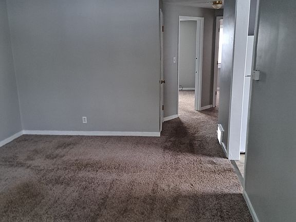 4th image of 246 Parkridge Ave Floor 2