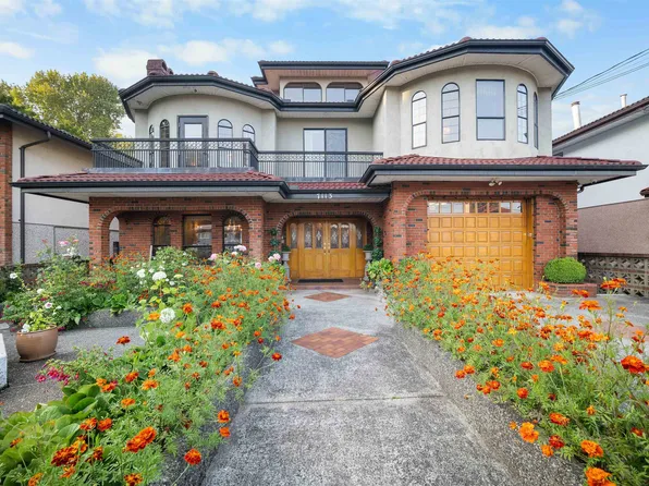 7113 Union St, Burnaby, BC V5A 1H8