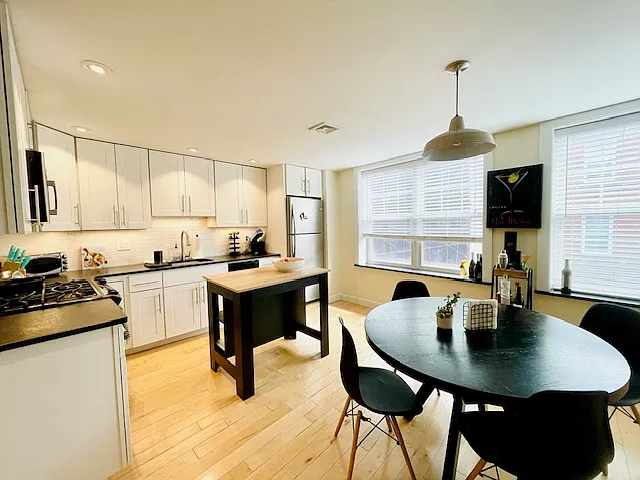 24 Fleet St #3A — Photo 1