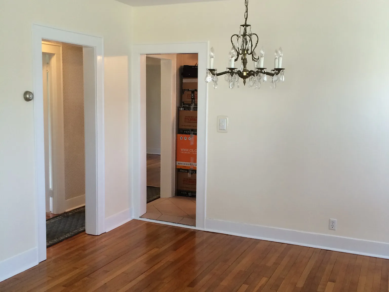 3 bed, 1.5 bath, 1000 sqft, $2,950 — Photo 3