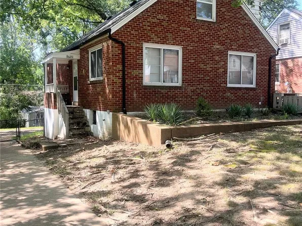 8620 Belhaven Dr, Saint Louis, MO 63114
