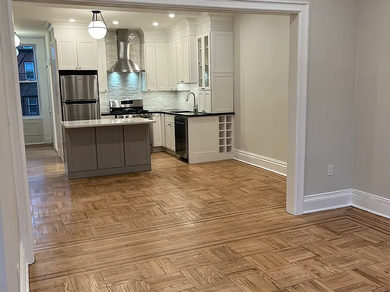 118 Wayne St #2 — Photo 5