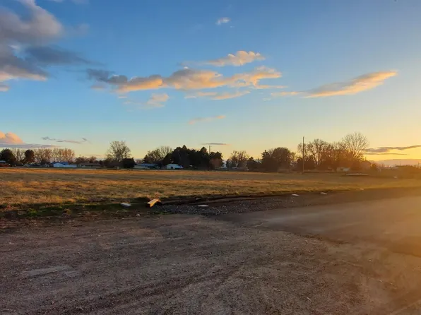 Estates Blvd, Fruitland, ID 83619