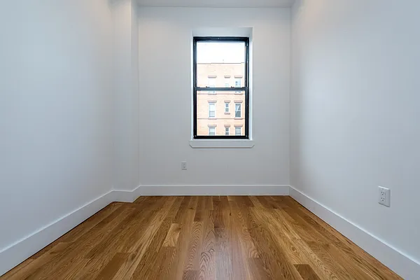 Rented by Nooklyn NYC LLC | media 17