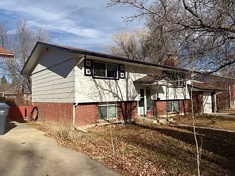504 Tulane Dr — Photo 2