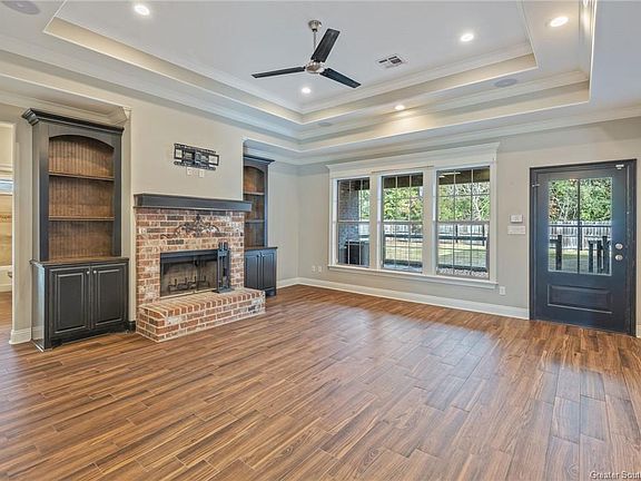 4th image of 2660 Tioga Dr