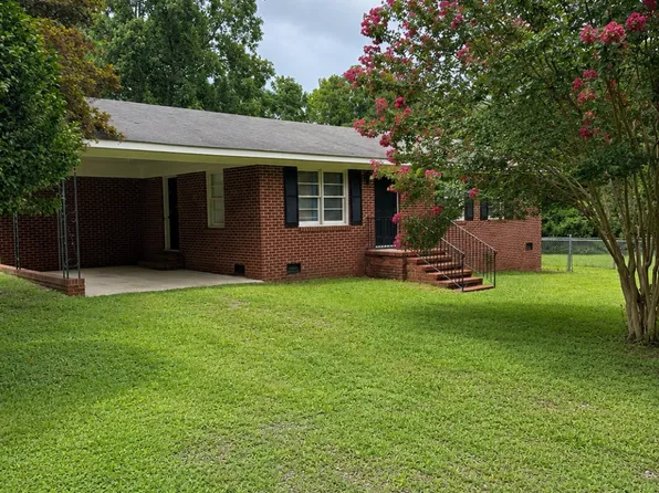 2622 Red Oak Rd, Nashville, NC 27856