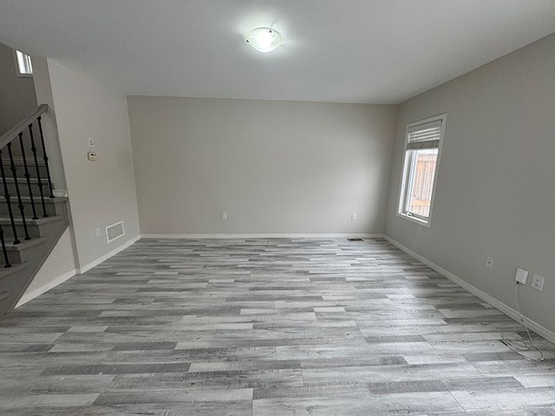 Kitchener Apartment for rent - 3 Bedrooms — photo 16