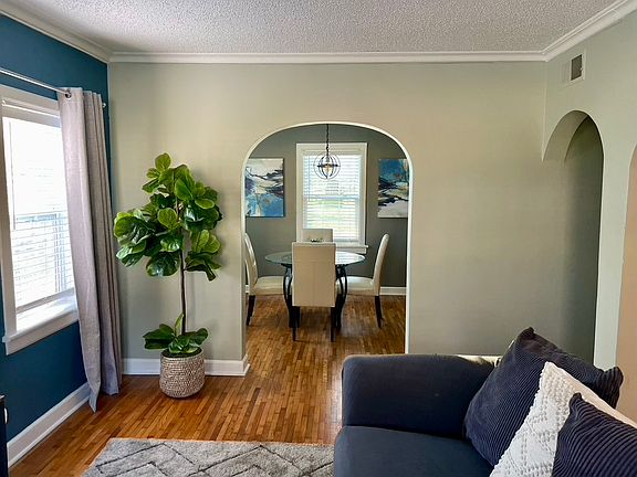 4th image of 1128 Cascade Rd SW #1