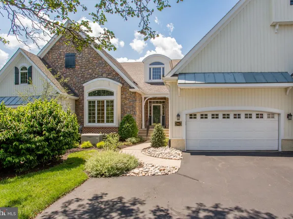 5812 Hickory Hollow Ln, Doylestown, PA 18902