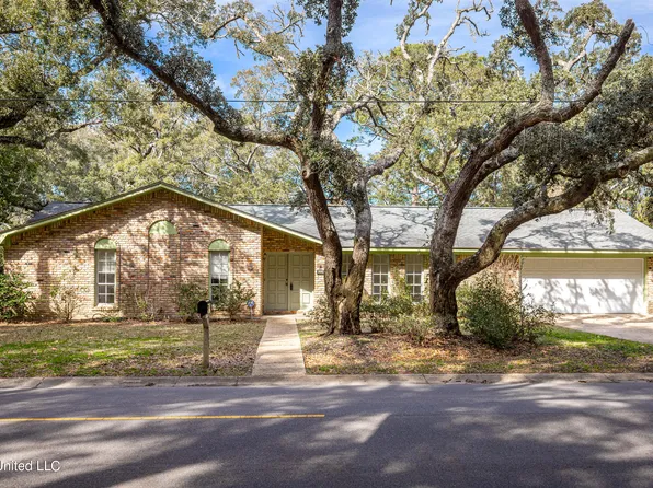2568 Old Bay Rd, Biloxi, MS 39531