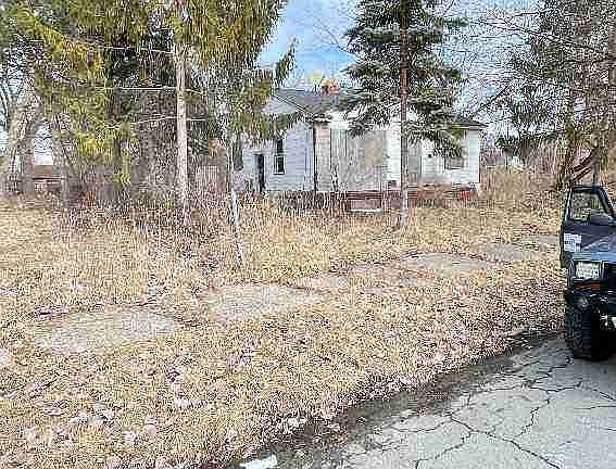 430 W Winchester