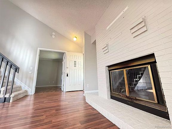 4th image of 14129 E Dickinson Drive #B