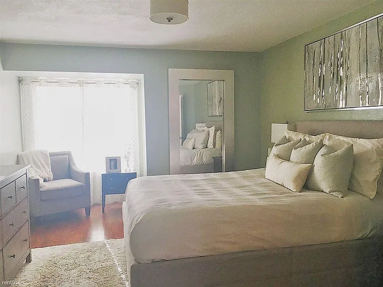 447 Wright St #215 — Photo 9