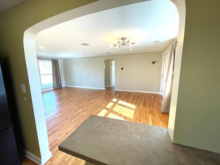 737 N Taft Hill Rd — Photo 26