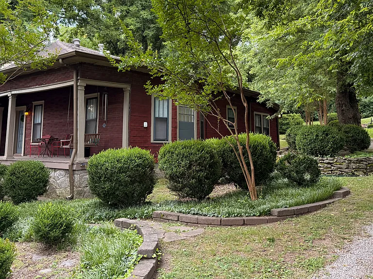 653 Wedgewood Ave #A — Photo 18