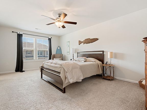 3rd image of 1404 Compass Dr