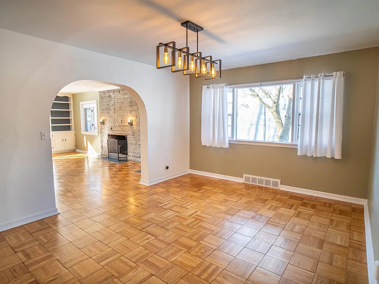 1014 W Springfield Ave — Photo 11