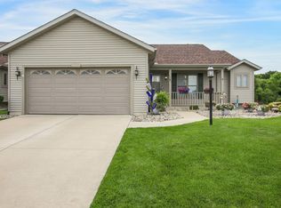 1803 Tea Rose Ln, Mishawaka, IN